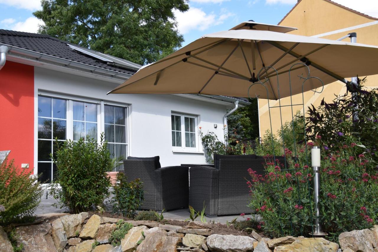Ferienhaus Kleine Auszeit Creuzburg Bagian luar foto