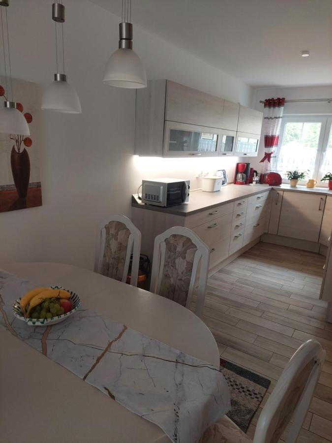 Ferienhaus Kleine Auszeit Creuzburg Bagian luar foto